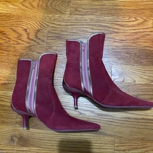 Fornarina maroon/ pink suede ankle boots.